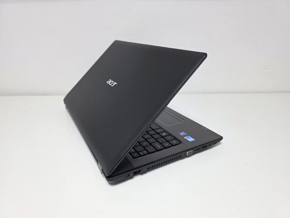 Laptop Acer ca NOU display MARE i3 SSD cu GARANTIE