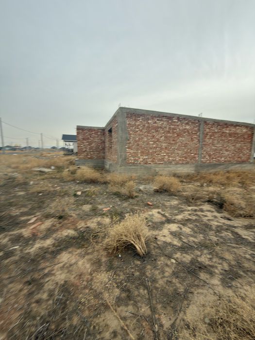 дом недостроеный