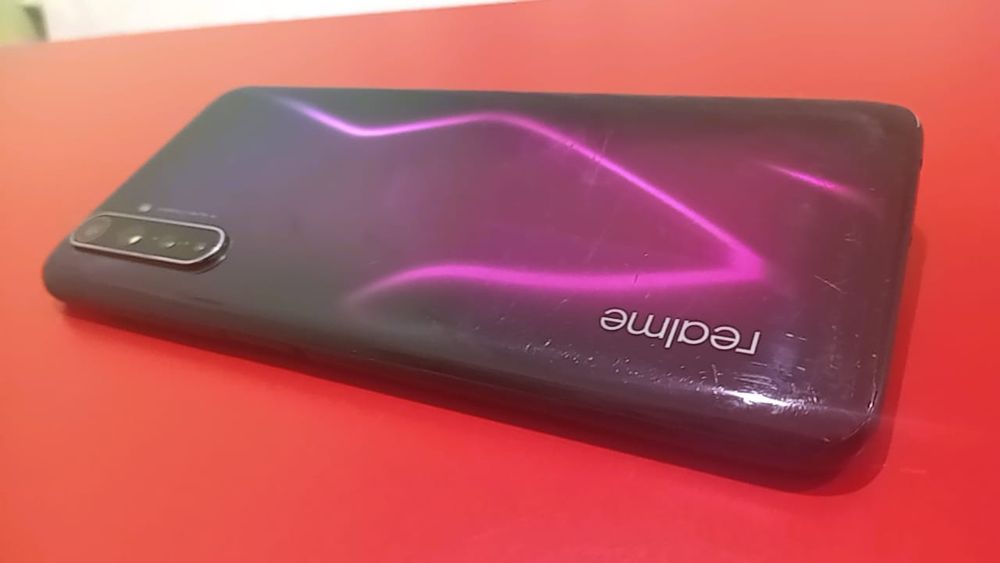 Realme 6 pro 8/128 продам