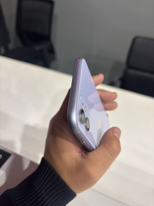 Продам iphone 11 128gb