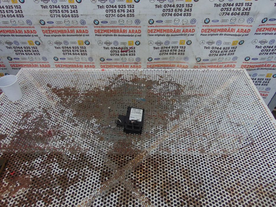 Contact cu cheie Renault Scenic 2 megane 2 contact cu cartela cod 8200125077