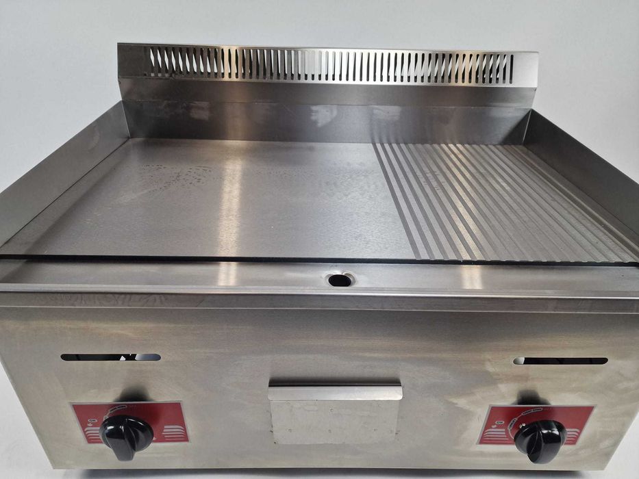 LIVRARE GRATUITA Grill pe GAZ striat si neted 72cm x 54cm