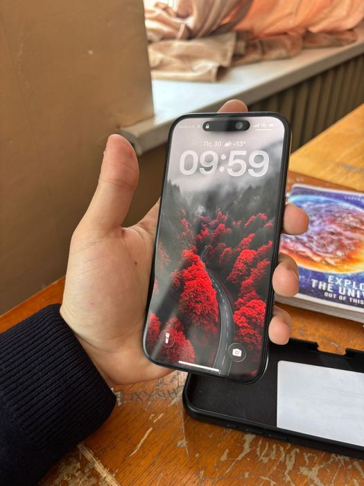 Продаю айфон 16 в хорошем состоянии