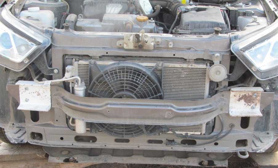 бампер передний Datsun