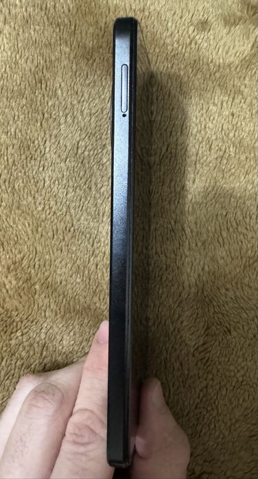 Продам смартфон POCO C61