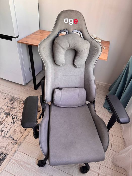 Игровое кресло AGE M-906 dark