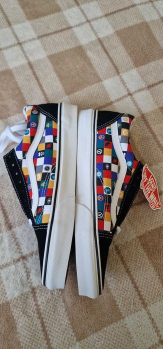 Vans 41 номер кецове
