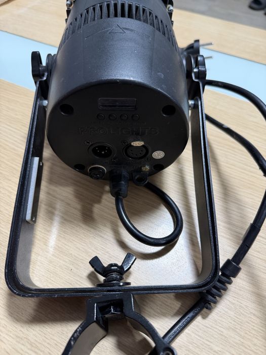 Proiector LED Fresnel profesional