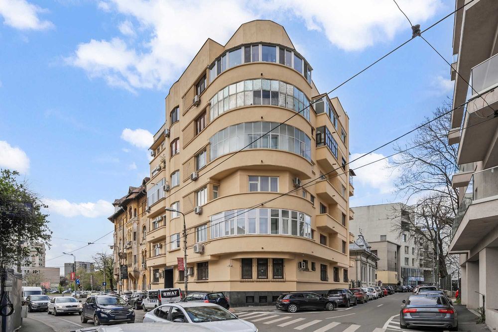 Garsoniera Unirii si Universitate