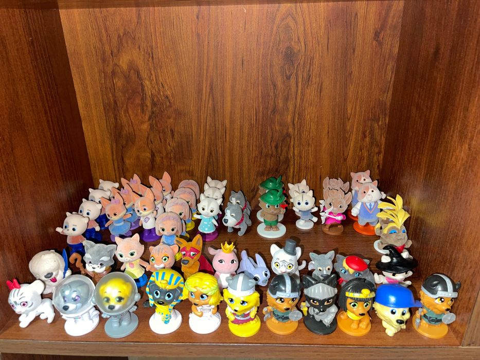 Огромная коллекция фигурок «кошечки-собачки»