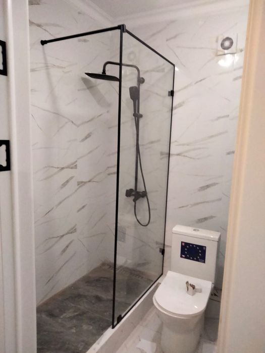 Душевые  перегородки шторки для ванн