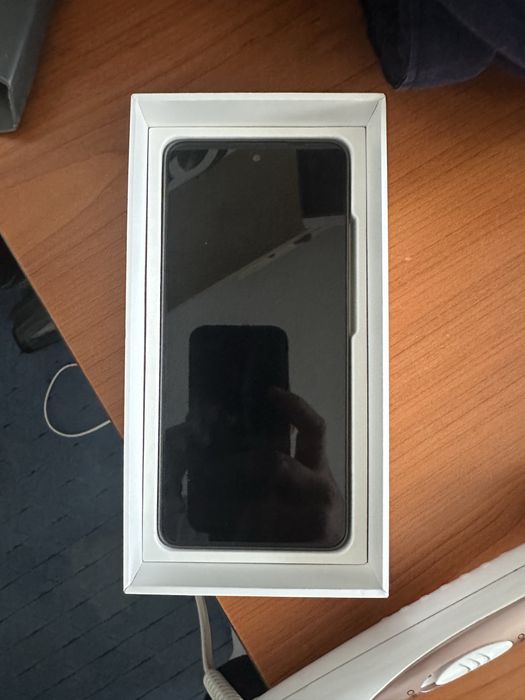 Oppo A5 pro 5 g se vinde numai in ploiesti , nu trimit prin curier