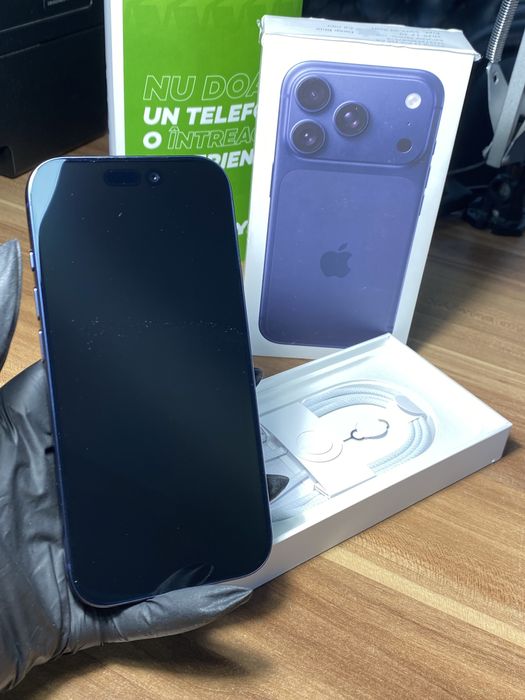 iPhone 17 Pro • 256 GB • Deep Blue
