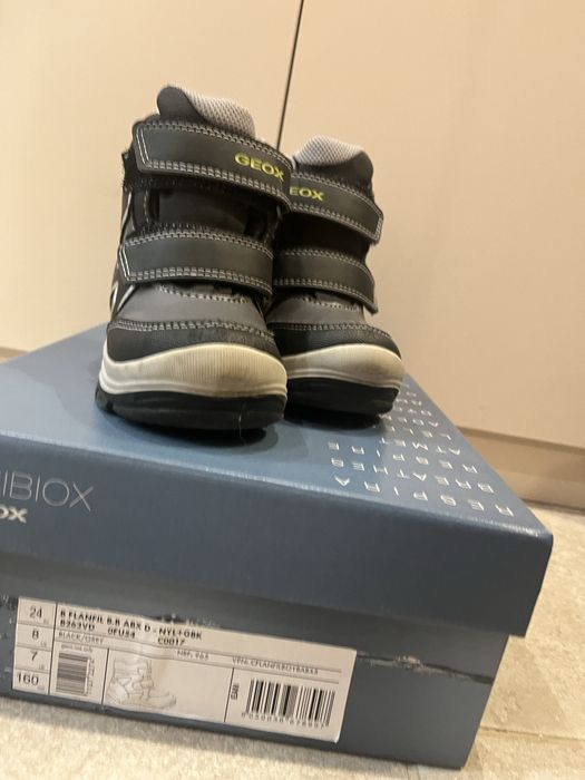 Апрески Geox за момче, 24 номер