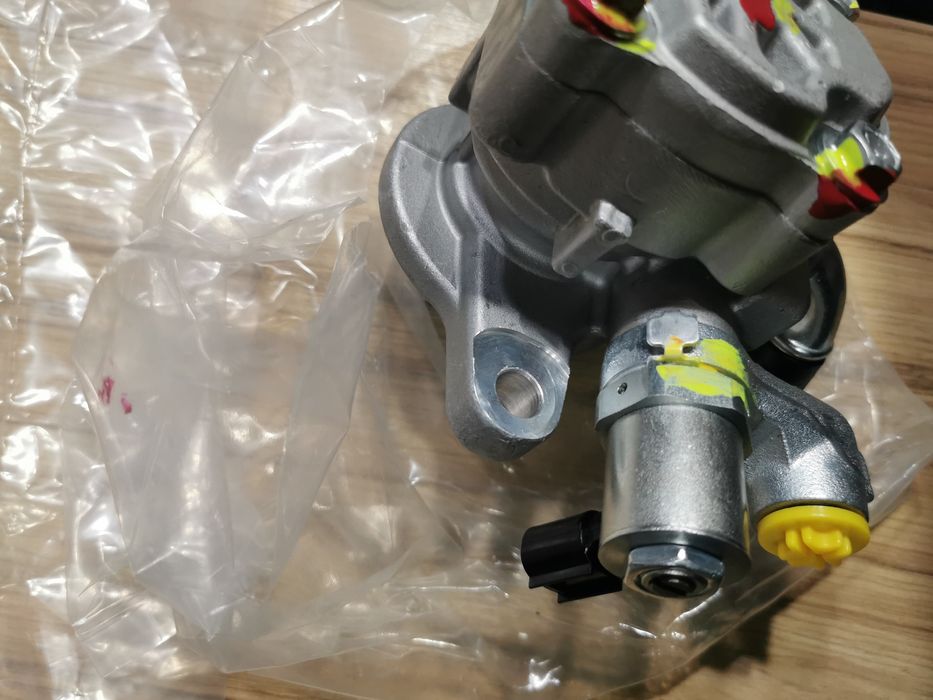 Pompa servo directie Toyota Land Cruiser J150 J155