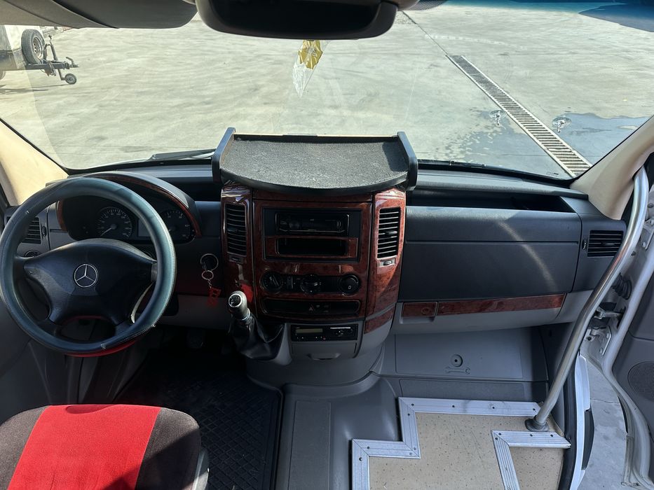 Vând  Mercedes Benz Sprinter 519 20 locuri