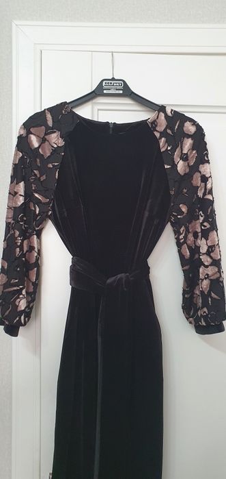 Платье вечернее из бархата