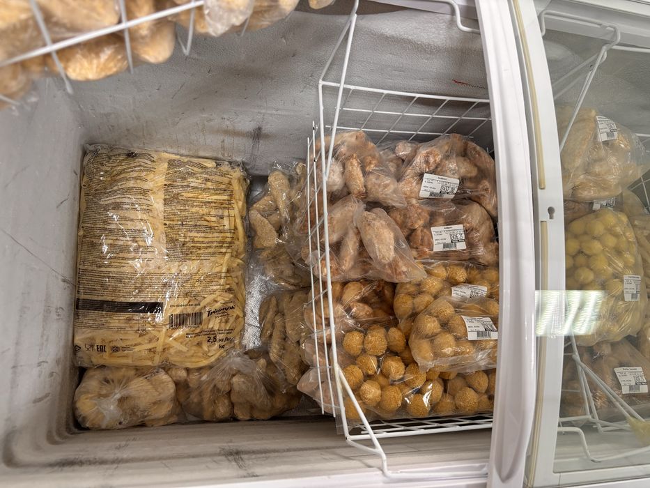 Продам витринные лари