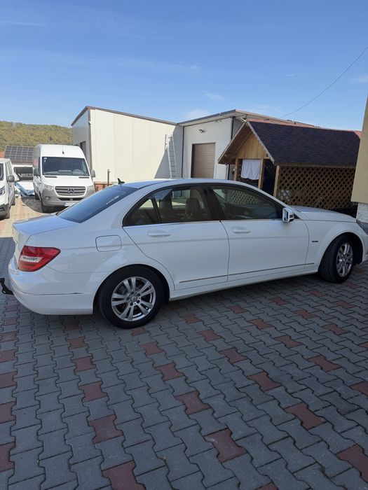 MERCEDES-BENZ C-Class 2012 — imagine 3
