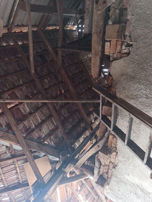 Vand sura, construita aproximativ in anul 1960