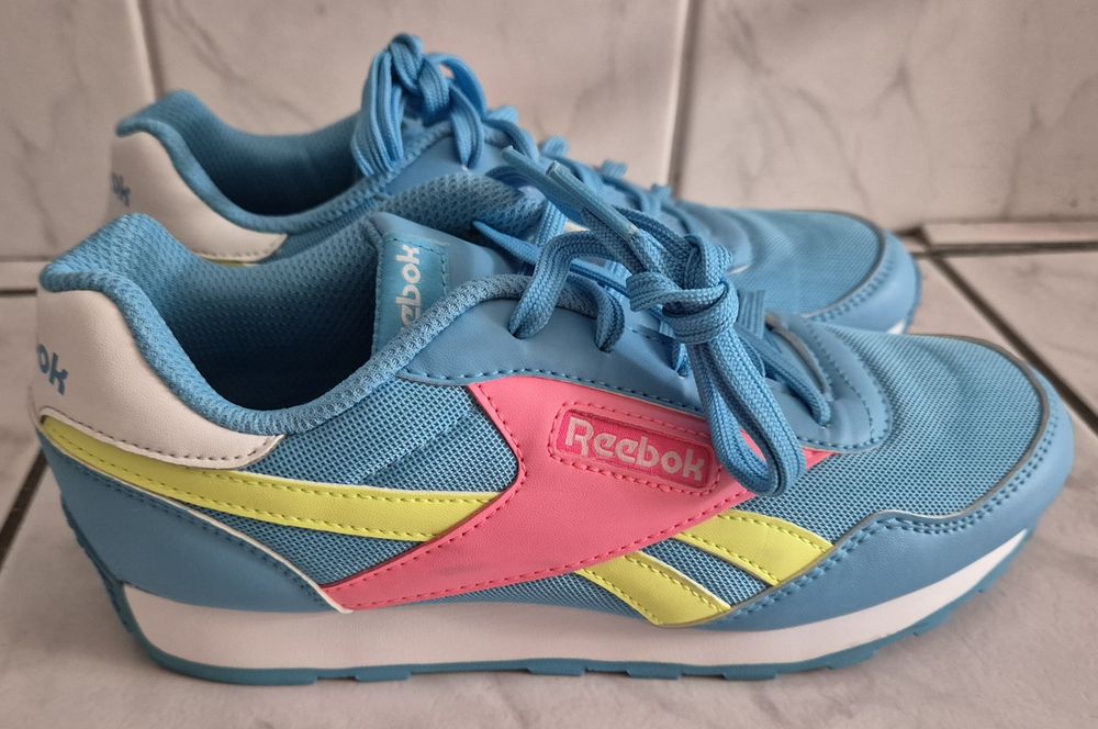 Reebok marimea 36