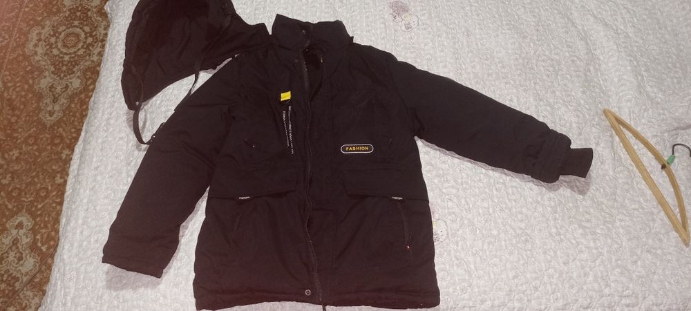 Мужская куртка продается