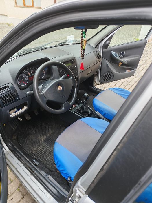 Vând Fiat Albea 2009 1.4 188000 km în stare buna de funcționare