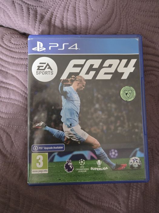 Vand jocuri ps4 in stare buna