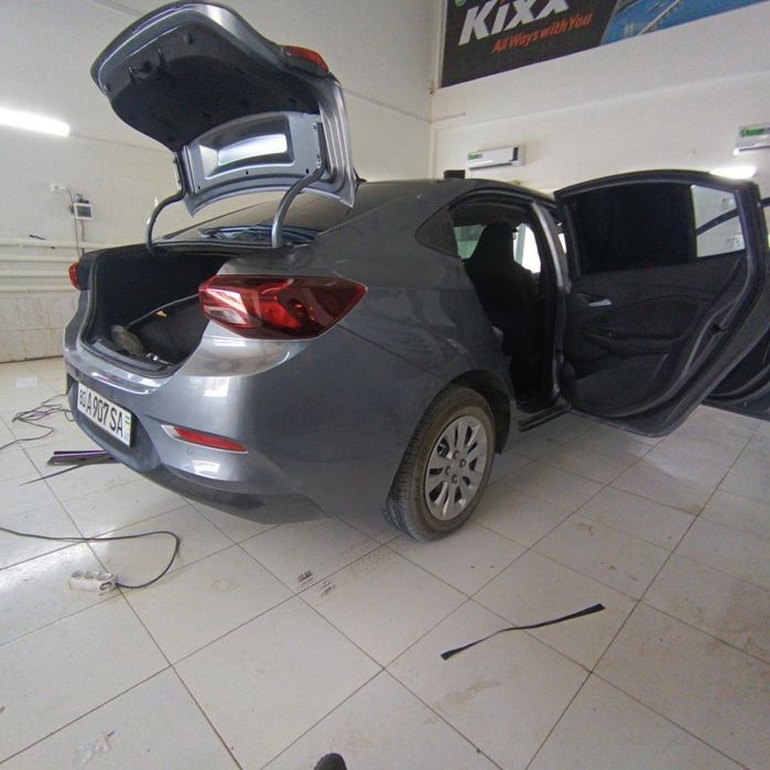 Chevrolet Onix 2023 — 2