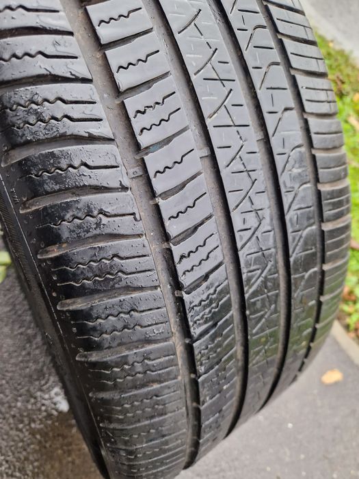 Anvelope Pirelli 265/40/22 !