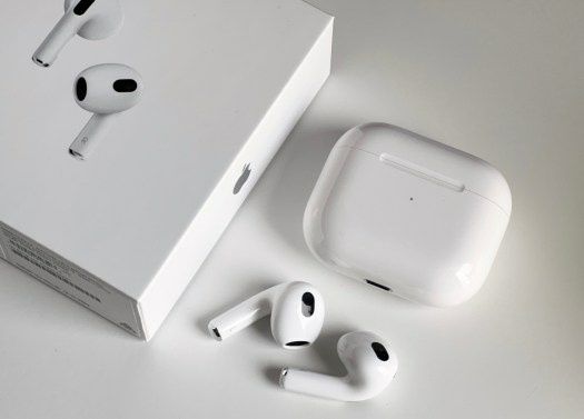 Apple AirPods 3  Dubai Абсолютно новыe + гарантия + доставка