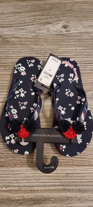 Papuci Tommy Hilfiger pentru fetite