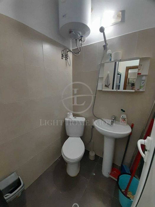 Продава се Магазин в Пловдив, Кючук Париж - 24 кв.м за 1217 €/кв.м - Снимка #2