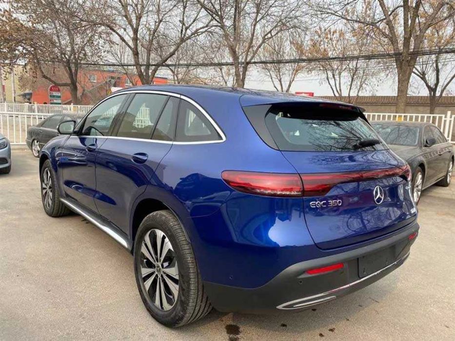 Mercedes EQA 350 fourmatic