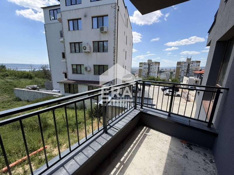 Тристаен апартамент в нова сграда, в кв. Възраждане-3, гр. Варна