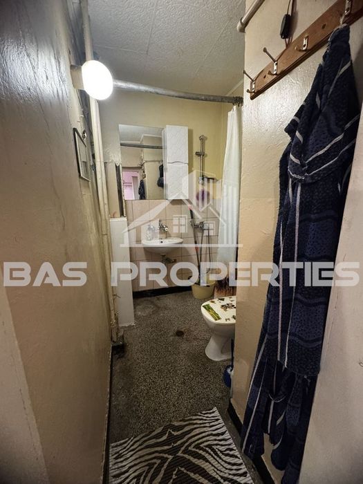 Продава се Двустаен апартамент в София, Света Троица - 57 кв.м за 2720 €/кв.м - Снимка #10