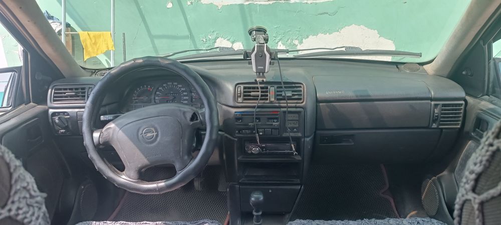 опел вектра обьем 1.6 1995 года