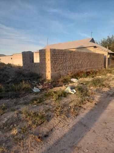 Sirdaryo tumanida 12 sotixlik uchastka sotiladi. Narxi kelishiladi