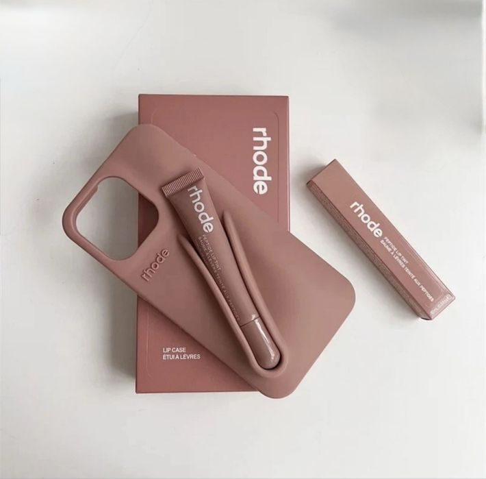 Rhode калъф с гланц iPhone Case + Lip Tint Gloss