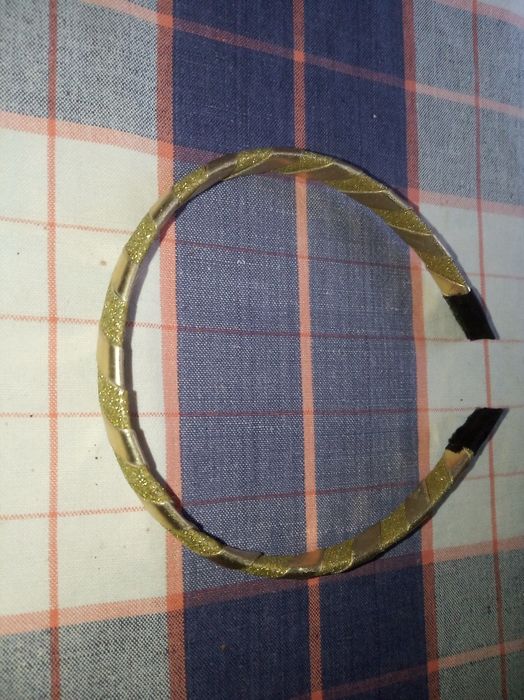 Две детски диадеми