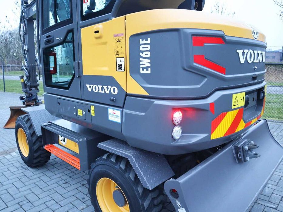Колесные экскаваторы Volvo EW60E