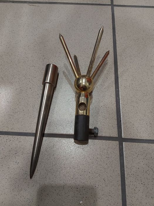 Varf captare paratrasnet.