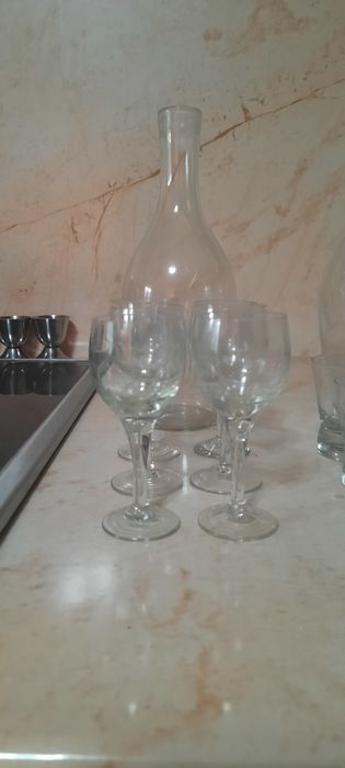 Стъклени сервизи, комплекти