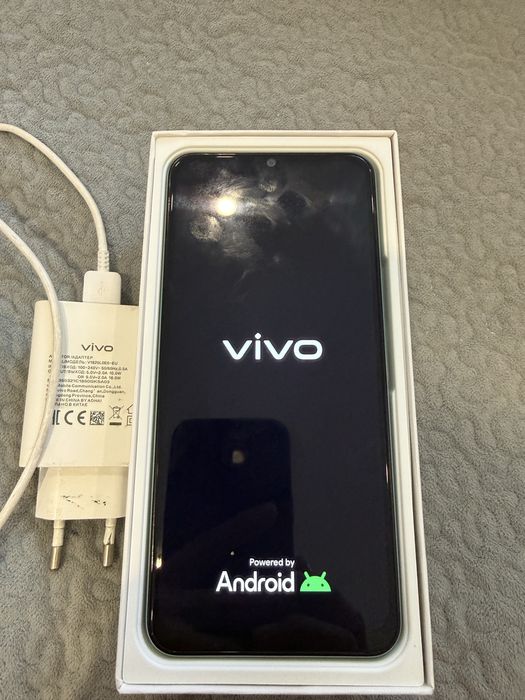 Продам телефон Vivo Y22