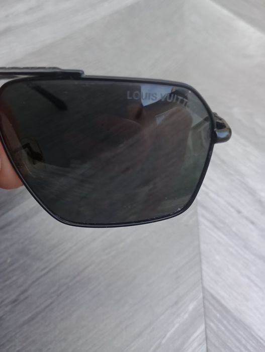 Louis vuitton очила made in italy