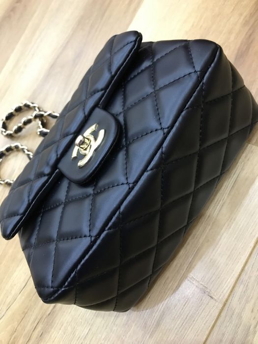 Сумка chanel черная мини