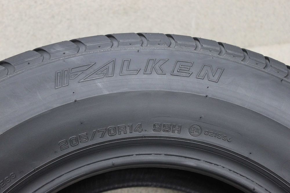 Гуми 205/70-14 Bridgestone