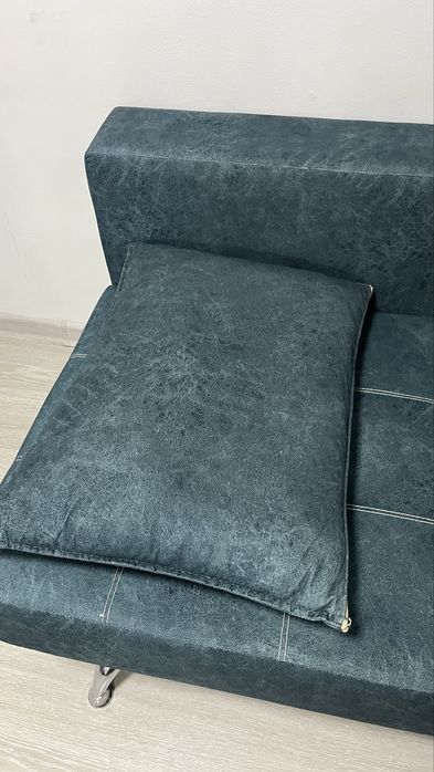 Продам диван новый