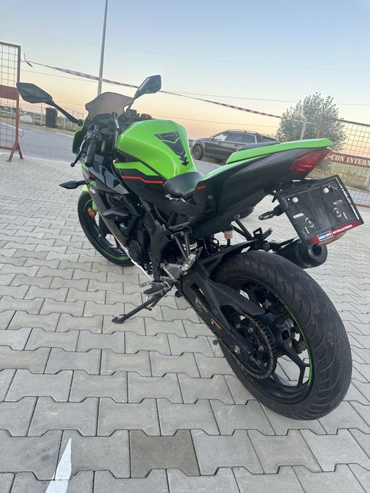 Kawasaki ninja 125 2022