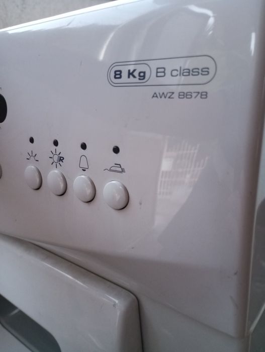 Продавам сушилня Whirlpool